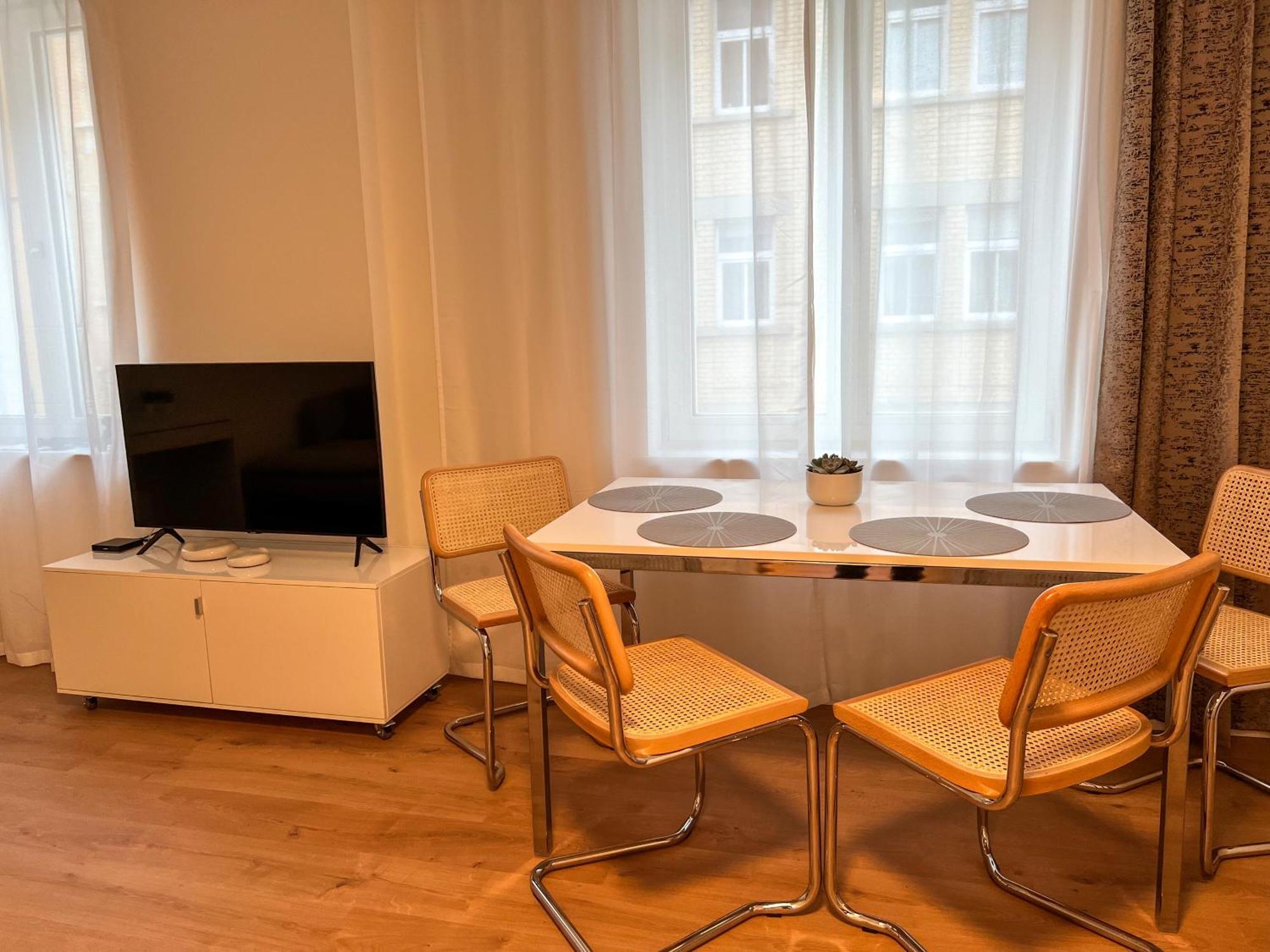 Appartement House